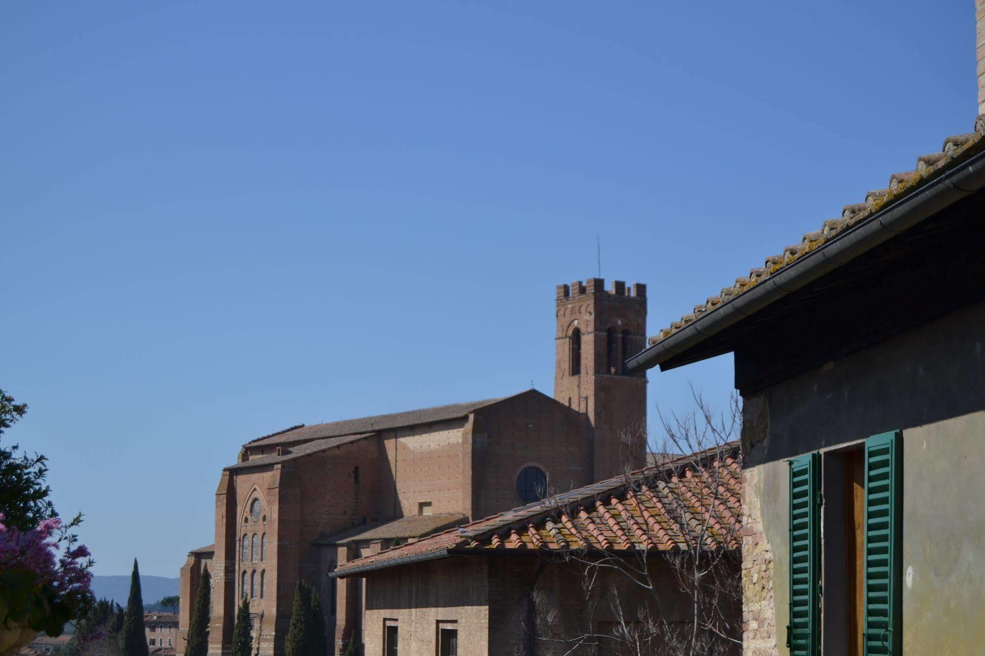 La Casa Di Antonella Hotel Siena Exterior foto